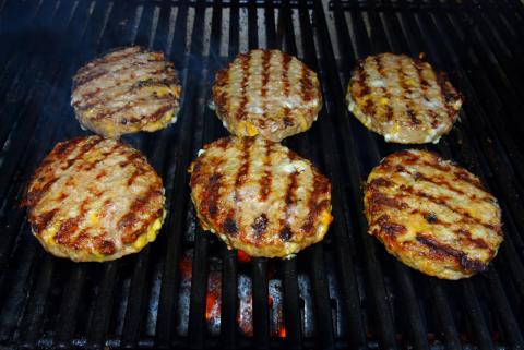 Μπιφτέκι γεμιστό